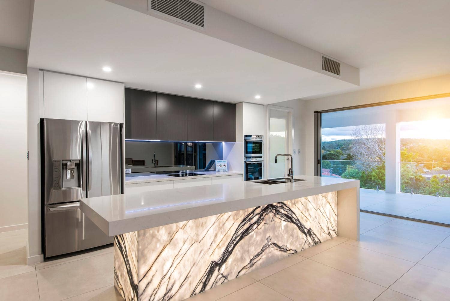 kitchen marble york stunning island custom backlit kitchens islands designs contemporary stone rustic striking completehome grey benchtops wood projects au